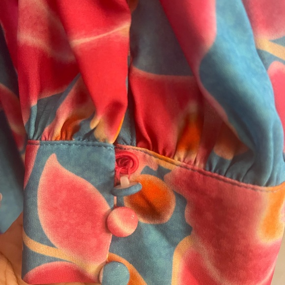 NADINE MERABI - Picture 9 of 11